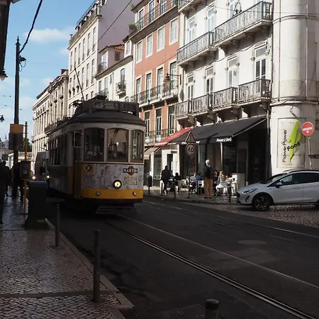 アパート Cozy In Bairro Alto リスボン